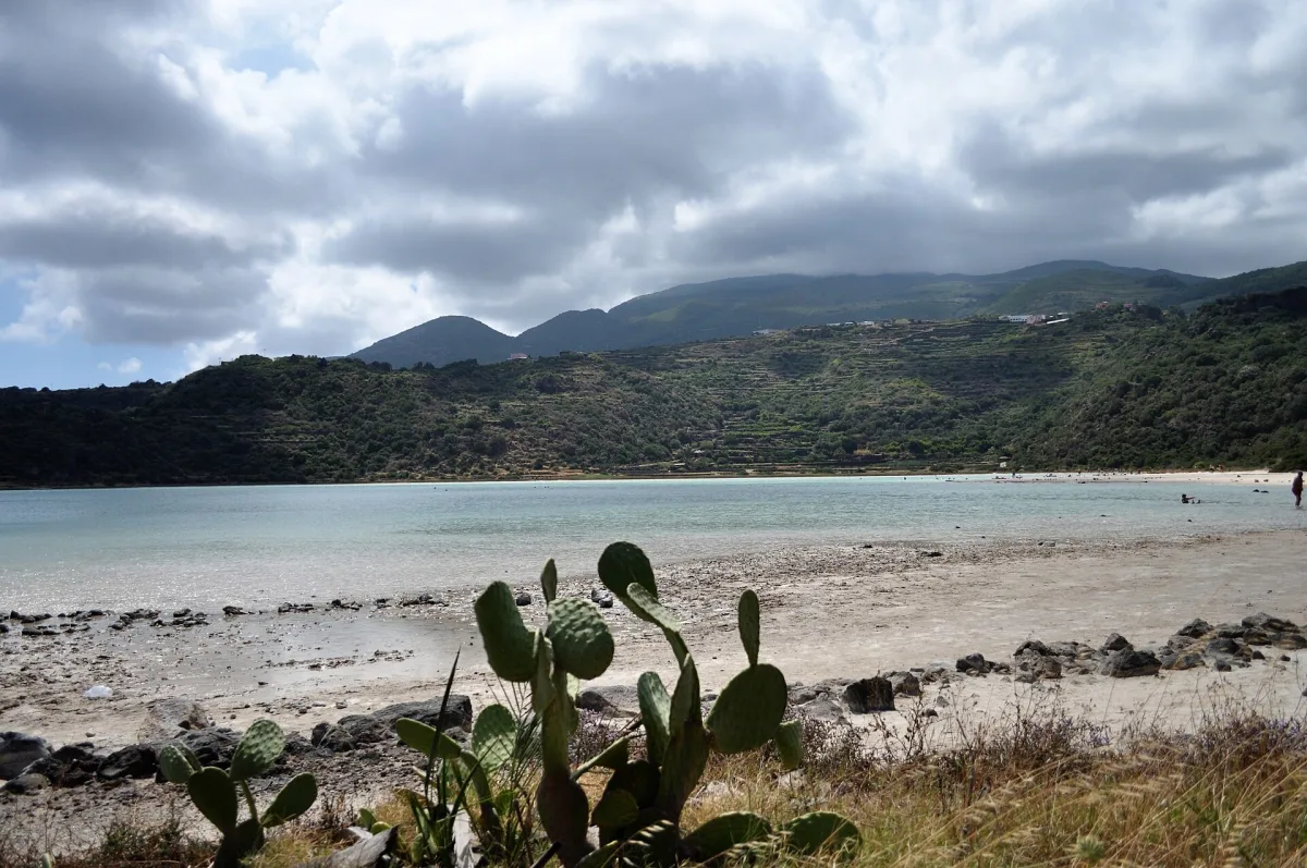 Arco dell'Elefante a Pantelleria: dove si trova, come arrivare e dove fare il bagno