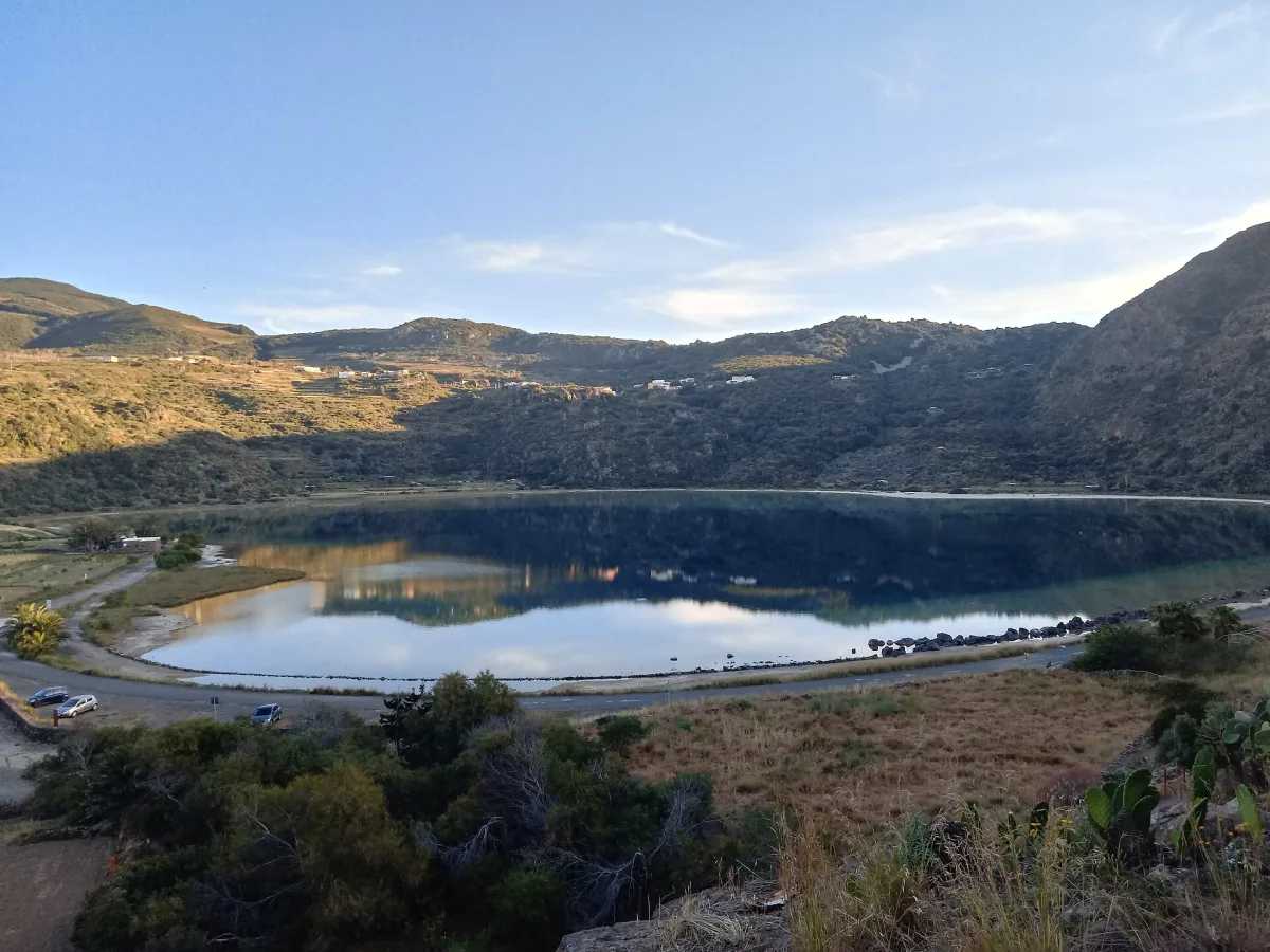 Lago di Venere a Pantelleria: benefici e uso del fango termale