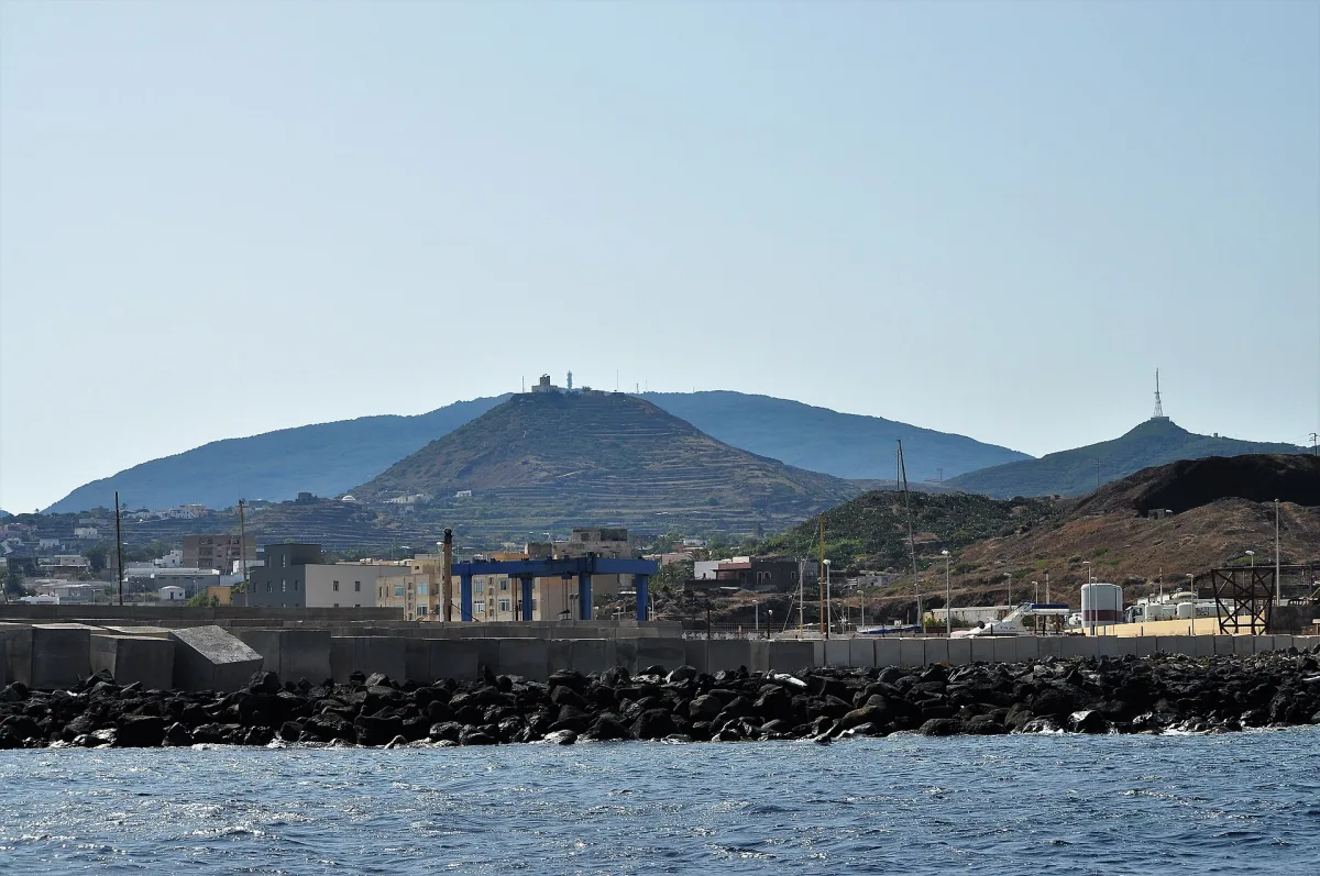 Pantelleria in 3 giorni: itinerario tra natura, mare e storia
