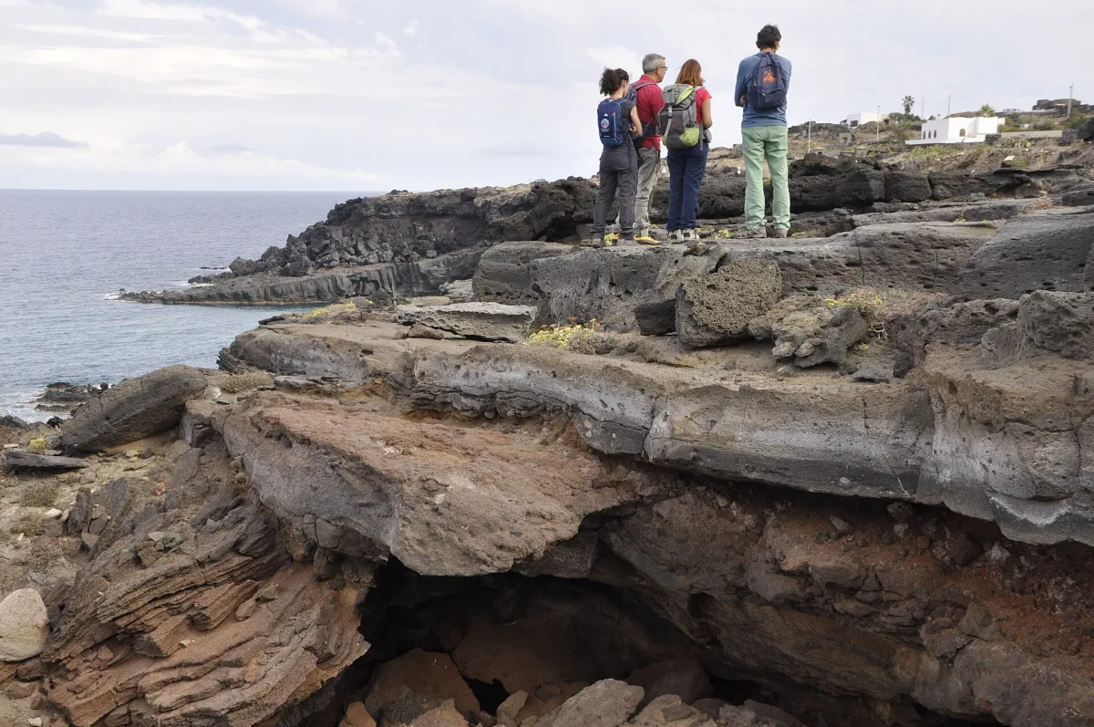Vacanza a Pantelleria senza auto: consigli per muoversi facilmente